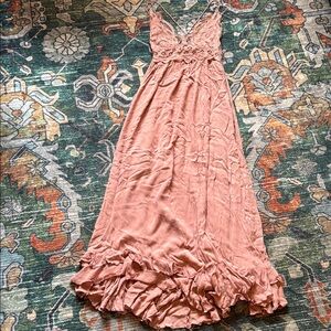 Elegant Pink Lace Maxi Dress